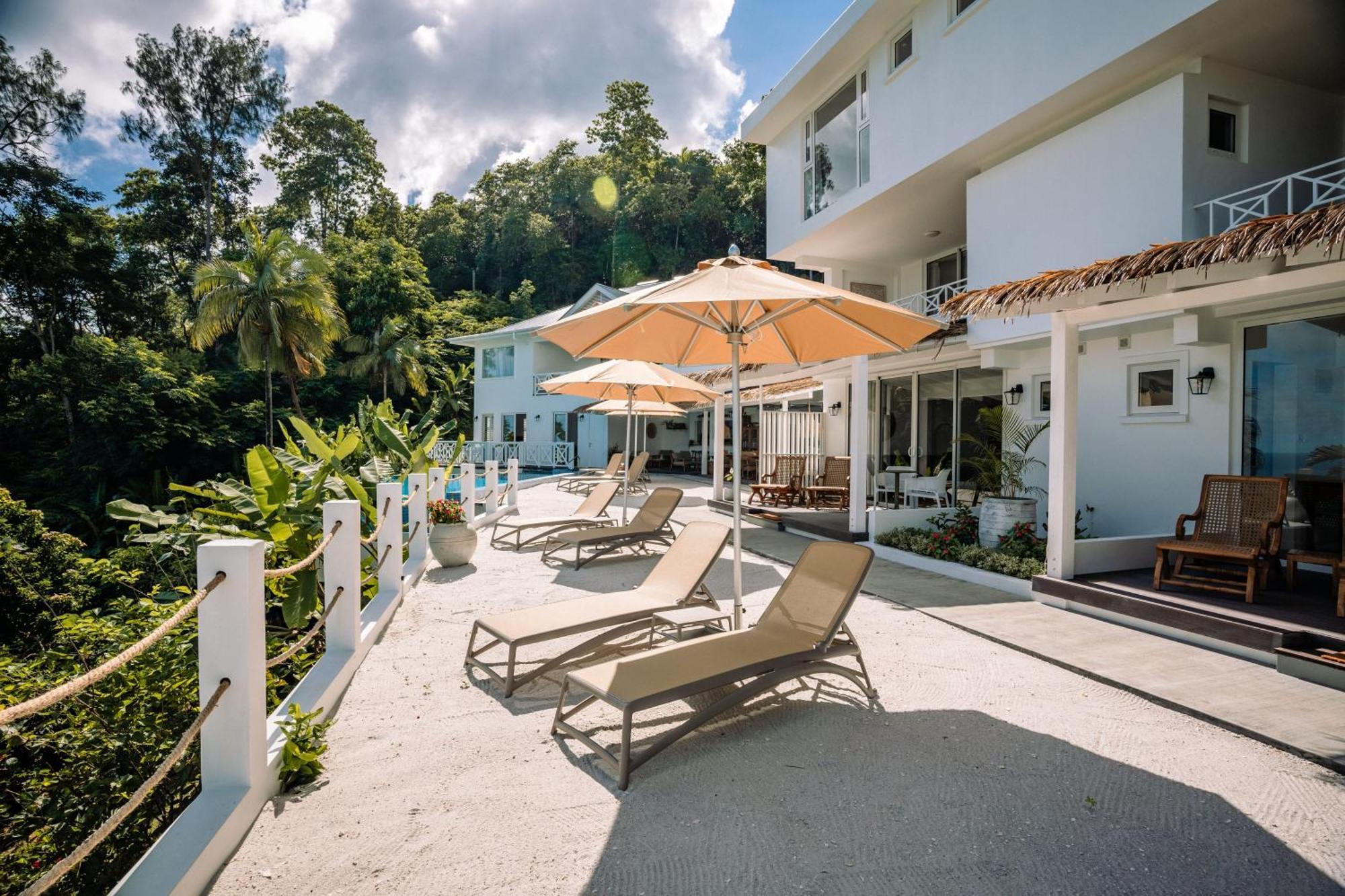 The Bay Seychelles Boutique Hotel And Apartments Anse a La Mouche Bagian luar foto